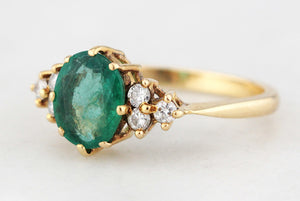 VINTAGE EMERALD & DIAMOND RING 18ct GOLD