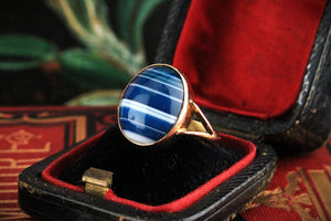 ANTIQUE BANDED AGATE RING 9ct GOLD