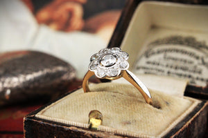 ANTIQUE ART DECO DIAMOND DAISY RING 18ct GOLD
