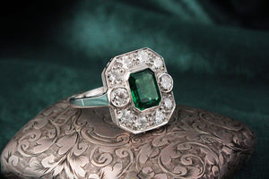 ART DECO c1920 EMERALD & DIAMOND RING 18ct GOLD