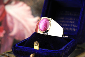 MID-CENTURY STAR RUBY RING 9ct GOLD