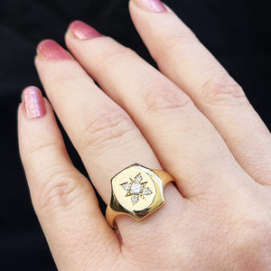VINTAGE c1950 DIAMOND SIGNET RING 18ct GOLD