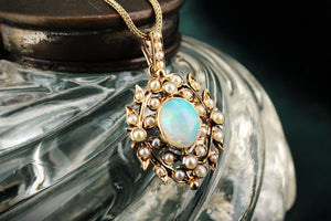 ANTIQUE EDWARDIAN c1900 OPAL AND SEED PEARL PENDANT WITH CHAIN 18ct GOLD