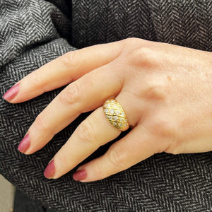 VINTAGE ESTATE 1.25ct DIAMOND BOMBE RING 18ct GOLD