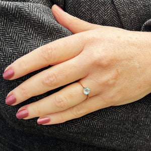 ANTIQUE EDWARDIAN c1910 AQUAMARINE SOLITAIRE RING 15ct GOLD