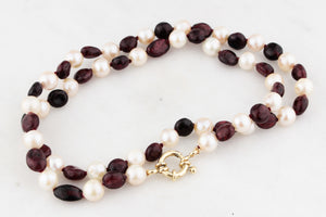BESPOKE PEARL & GARNET NECKLACE 9ct GOLD