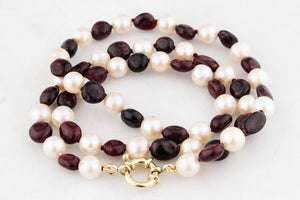 BESPOKE PEARL & GARNET NECKLACE 9ct GOLD