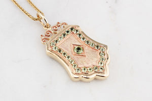 VINTAGE PERIDOT SHIELD PENDANT 9ct GOLD