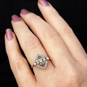 ANTIQUE ART DECO c1920 PLATINUM DIAMOND & PEARL RING