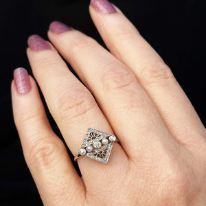 ANTIQUE ART DECO c1920 PLATINUM DIAMOND & PEARL RING