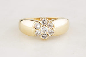 MODERN .50ct DIAMOND DAISY RING IN 18ct GOLD