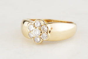 MODERN .50ct DIAMOND DAISY RING IN 18ct GOLD