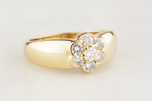 MODERN .50ct DIAMOND DAISY RING IN 18ct GOLD