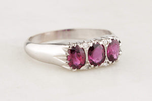RETRO SAPPHIRE & DIAMOND HALF HOOP RING IN 18ct WHITE GOLD
