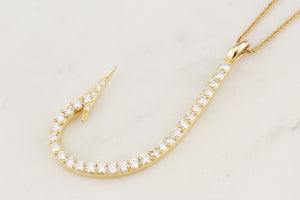 HANDCRAFTED 1.55ct DIAMOND FISHHOOK PENDANT IN 18ct GOLD