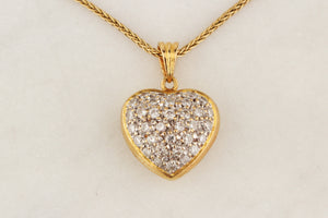 VINTAGE ITALIAN .64ct DIAMOND HEART PENDANT IN 18ct  GOLD