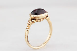 VICTORIAN STYLE PYROPE GARNET RING 9ct GOLD