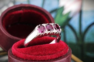 RETRO SAPPHIRE & DIAMOND HALF HOOP RING IN 18ct WHITE GOLD