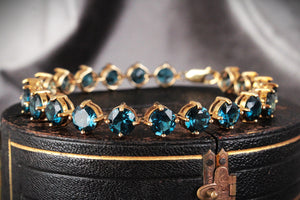VINTAGE 35ct LONDON BLUE TOPAZ BRACELET 9ct GOLD