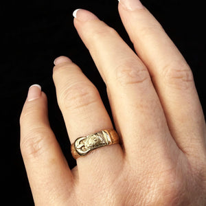 ANTIQUE EDWARDIAN 1902 FLORAL ETCHED BUCKLE RING 9ct GOLD