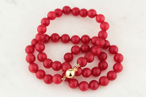 RED JADE NECKLACE WITH 14CT GOLD CLASP