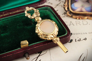 VICTORIAN GILT DOUBLE-SIDED FOB WATCH WINDER