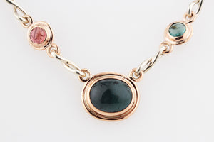 CONTEMPORARY 16ct TOURMALINE NECKLACE 9ct GOLD