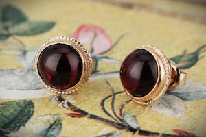VINTAGE CABOCHON GARNET EARRINGS 9ct GOLD