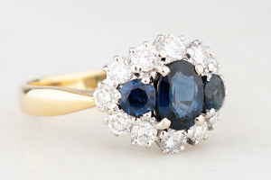 VINTAGE SAPPHIRE & DIAMOND RING 18ct GOLD