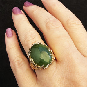 VINTAGE c1960’s JADE RING 14ct GOLD