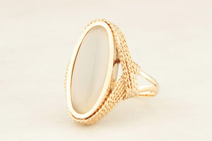 VINTAGE MID CENTURY c1960 CHALCEDONY RING 18ct GOLD