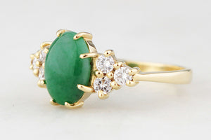RETRO 1980’s JADE & DIAMOND RING 18ct GOLD
