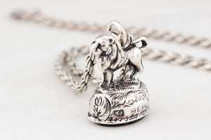 ANTIQUE STERLING SILVER LION BLOODSTONE FOB SEAL PENDANT