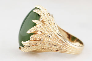 VINTAGE c1960’s JADE RING 14ct GOLD