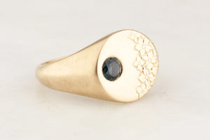 BESPOKE TEAL SAPPHIRE ETCHED SIGNET RING 9CT GOLD