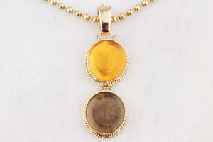 VINTAGE ITALIAN GLASS BEE INTAGLIO PENDANT 14ct GOLD