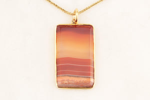 ANTIQUE AUSTRALIAN BANDED AGATE PENDANT 9ct GOLD