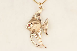 VINTAGE RUBY ANGEL FISH PENDANT 9ct GOLD