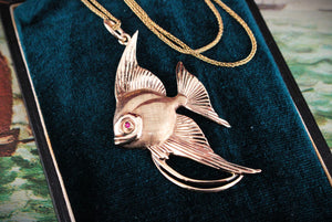 VINTAGE RUBY ANGEL FISH PENDANT 9ct GOLD