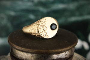 BESPOKE TEAL SAPPHIRE ETCHED SIGNET RING 9CT GOLD