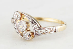 ART DECO c1920 DIAMOND RING 18ct GOLD
