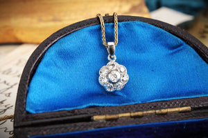 ANTIQUE DIAMOND DAISY PENDANT 18ct WHITE GOLD