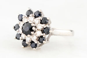 RETRO SAPPHIRE & DIAMOND CLUSTER RING 18ct WHITE GOLD