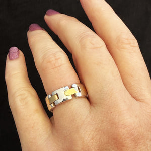TIFFANY & CO c1990’S GATE LINK RING 18CT GOLD & SILVER