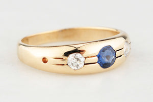 ANTIQUE SAPPHIRE & DIAMOND RING 18ct GOLD