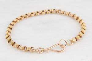 ANTIQUE VICTORIAN FANCY LINK BRACELET 9ct YELLOW GOLD