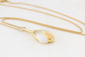 VINTAGE ‘TULIP’ ROCK CRYSTAL & DIAMOND PENDANT 18ct GOLD