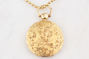 ANTIQUE LATE VICTORIAN ENGRAVED PHOTO LOCKET 15ct GOLD