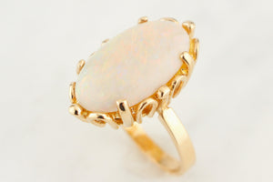 VINTAGE c1960/70 SOLID OPAL RING 9ct GOLD