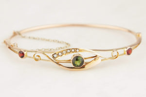 ANTIQUE EDWARDIAN c1900 GREEN SAPPHIRE GARNET & SEED PEARL BANGLE 9ct GOLD